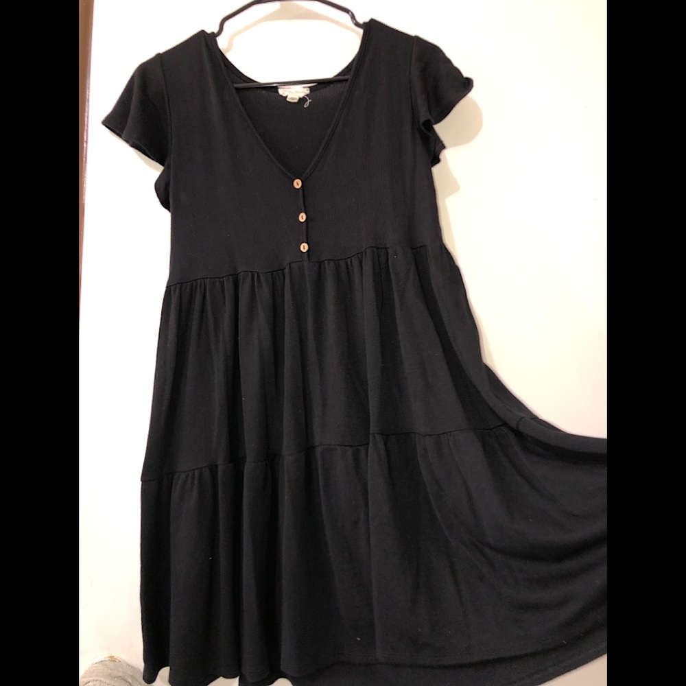 Black flowy dress